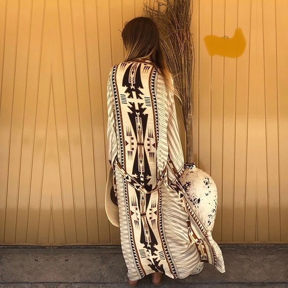 Amangari Aztec Desert Cotton Elegant Kimono Duster - Picture 6 of 9